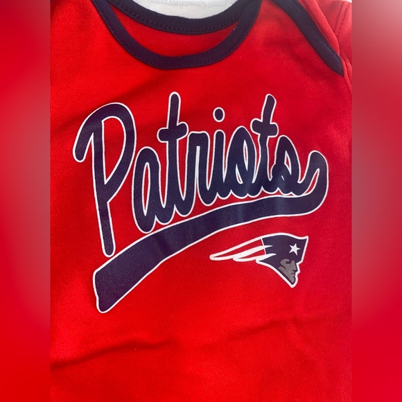 3pk patriots onesies sz 12M - Picture 5 of 5